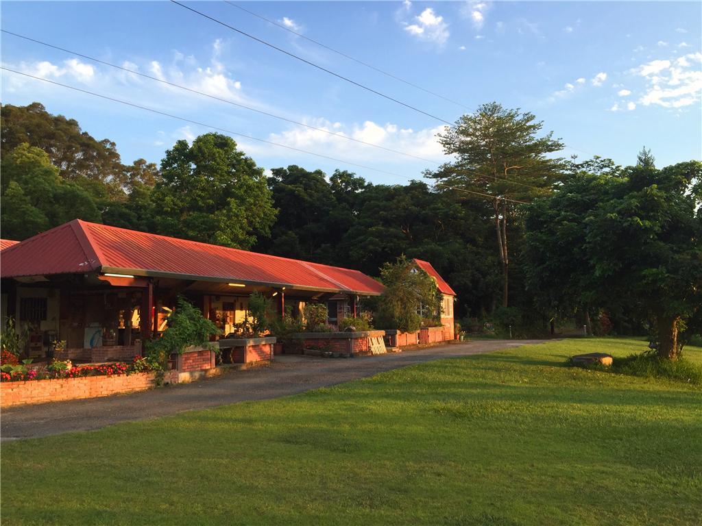 玉蟾園民宿 寵物友善 Yuchanyuan B&B Chishang Exterior photo